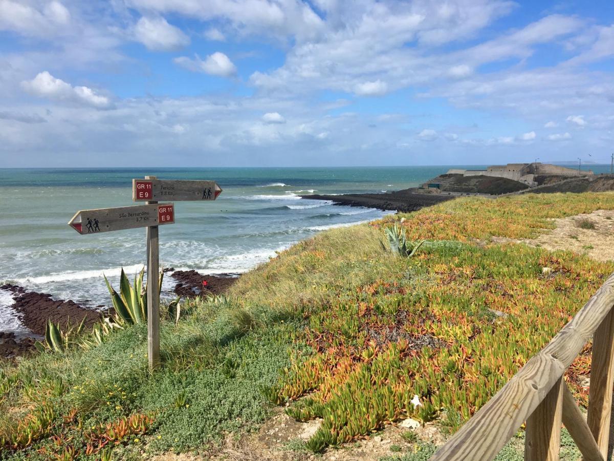 Enjoy View Apartment - Ocean, Surf, Beach, Eat & Work Atouguia Da Baleia Exteriör bild